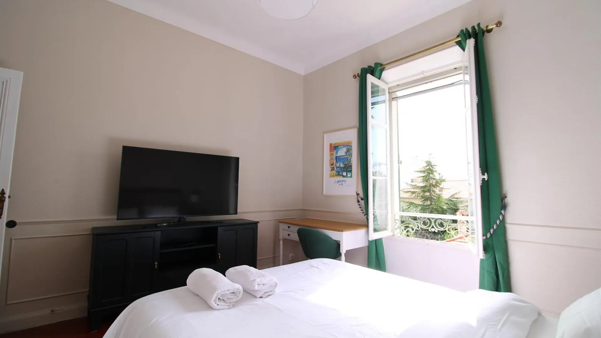 Appartement 1Er Etage Cottage Reine 칸느 0*,